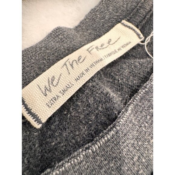 We The Free Women's Size XS Distressed Black Short Sleeve Pocket T-Shirt - Picture 3 of 11